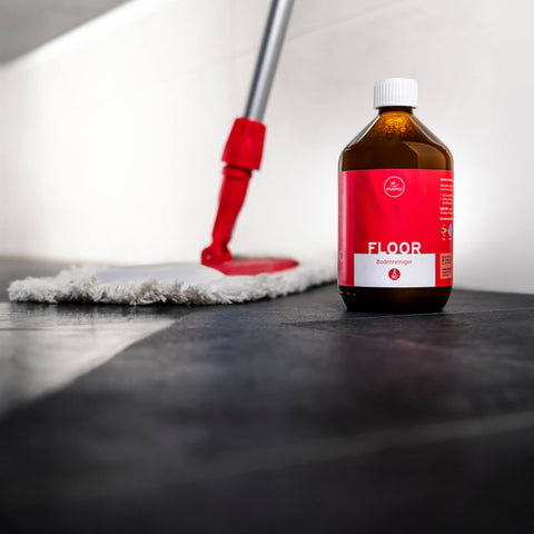 Bodenreiniger FLOOR Anwendung Wischmop