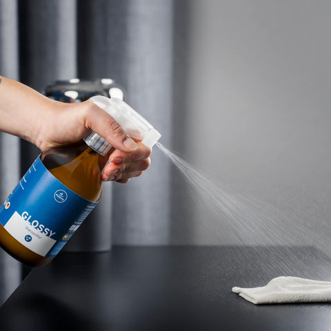 GLOSSY-Anwendung-Lappen